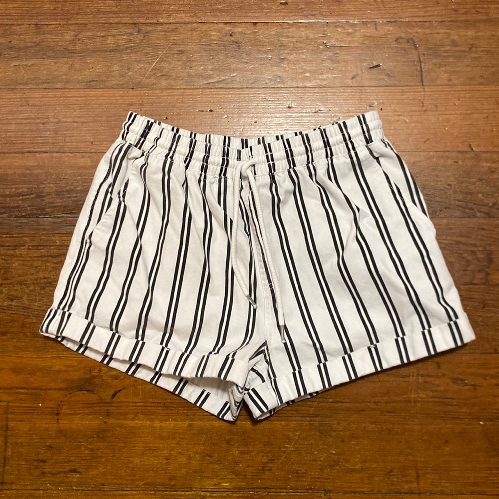 Forever 21 Stripe Shorts #139N
